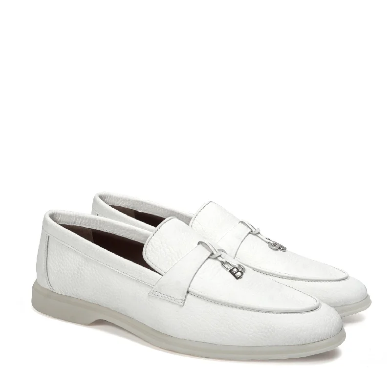 Men's loafers with a flexible sole for easy movementTextured White Yacht Loafer