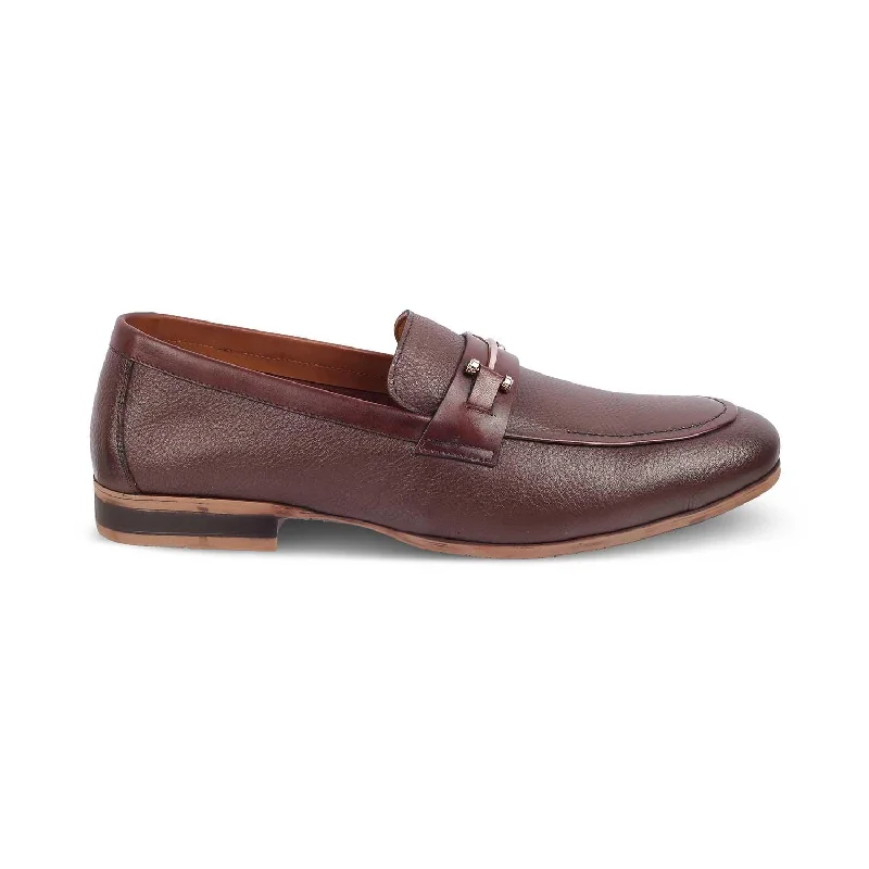 Men's loafers with a moc - toe designThe Bone Brown Men's Leather Loafers Tresmode