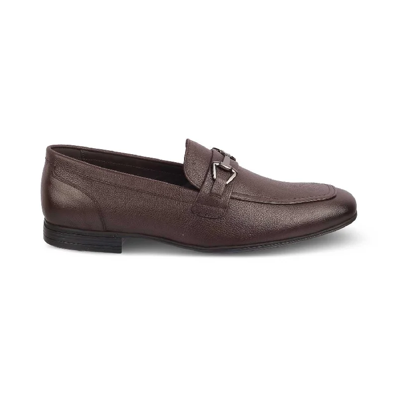 Men's loafers with a moc - toe designThe Bremen Brown Men's Leather Loafers Tresmode Men's loafers with a moc - toe designThe Bremen Brown Men's Leather Loafers Tresmode