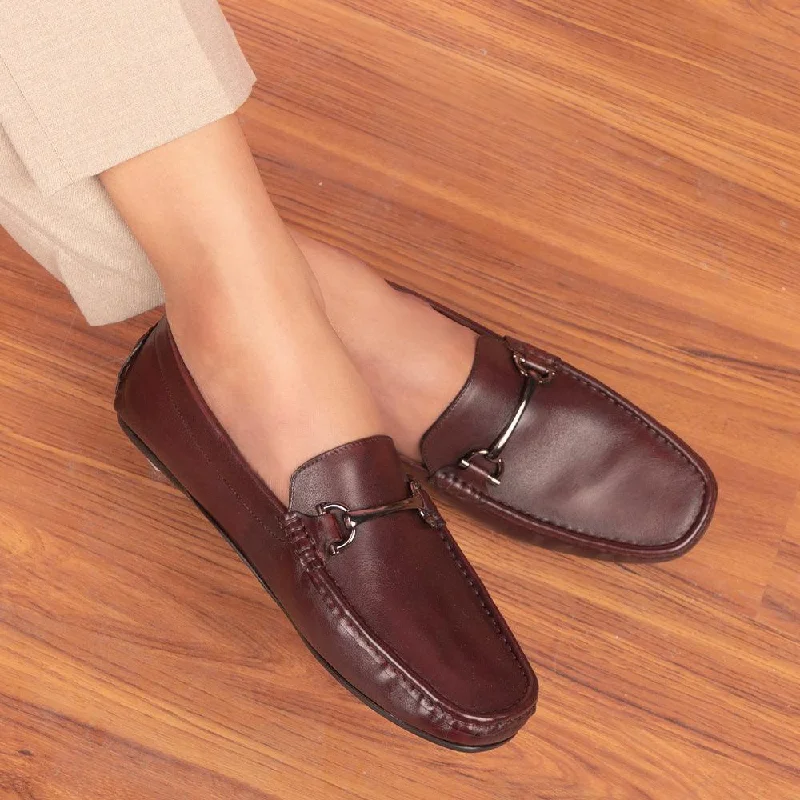 Men's loafers with a smooth leather finishThe Cecomf Brown Men's Leather Driving Loafers Tresmode