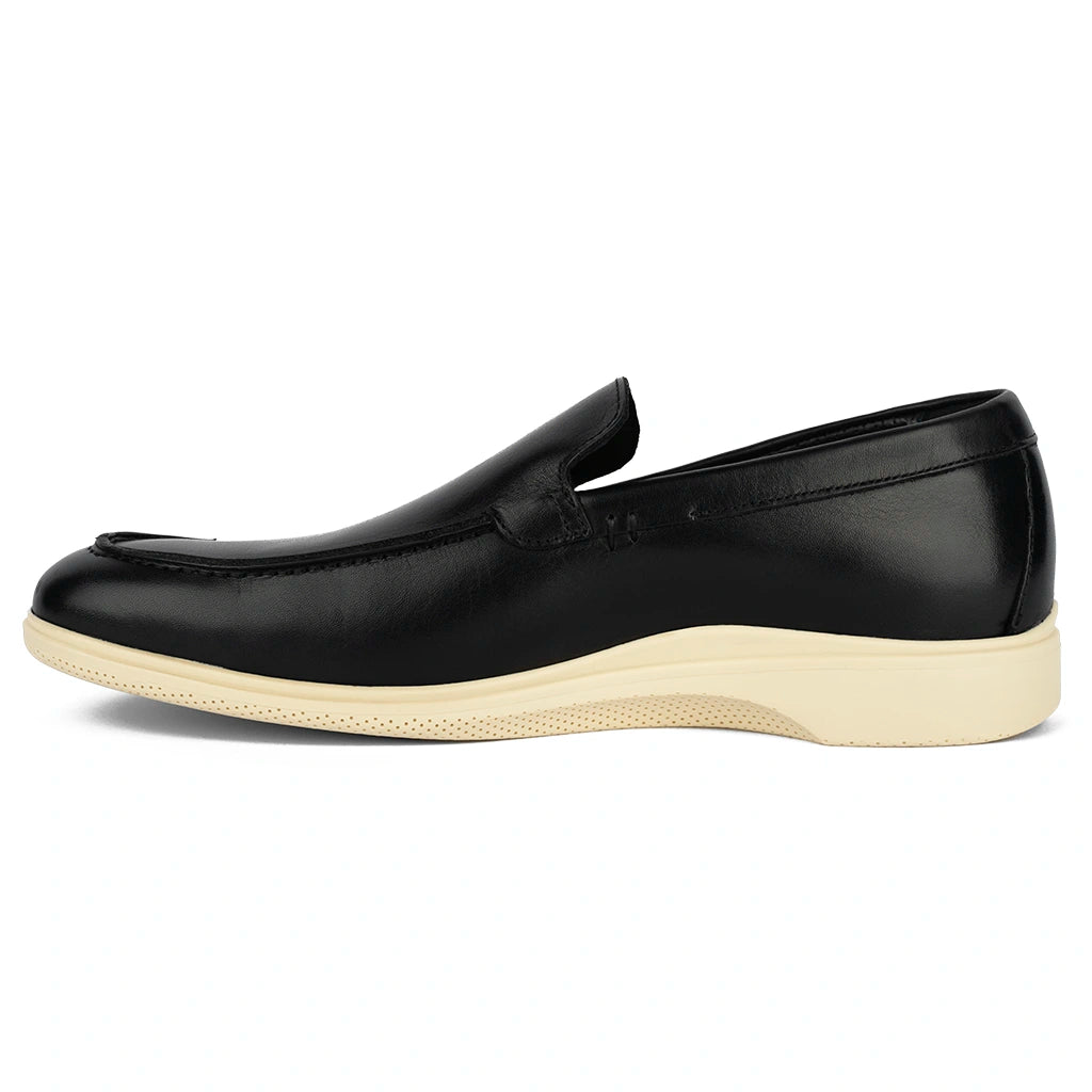Men's loafers with a moc - toe designThe Loafer (Obsidian & Cream)
