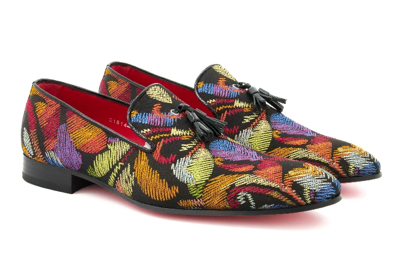 Men's loafers with a stretchy side panel for a better fitThe Marigold Loafers