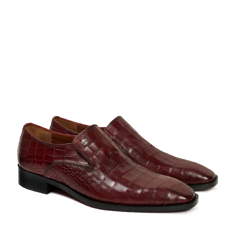 Men's loafers with a pointed toe for a stylish appearanceWine Italian Loafer In Deep Cut Leather Men's loafers with a pointed toe for a stylish appearanceWine Italian Loafer In Deep Cut Leather