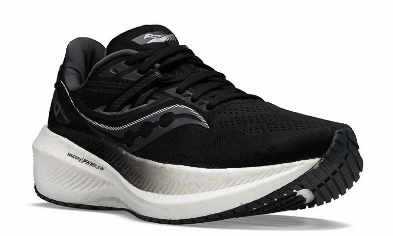 Men's sneakers with a stretchy side panel for flexibilityMen's Triumph 20 Wide In Black/white Men's sneakers with a stretchy side panel for flexibilityMen's Triumph 20 Wide In Black/white