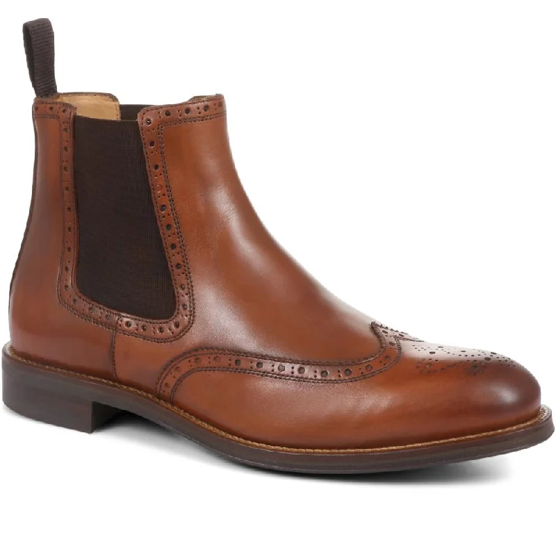 Suede men's casual shoes in earthy tonesChigwell Leather Chelsea Boots - CHIGWELL / 321 130