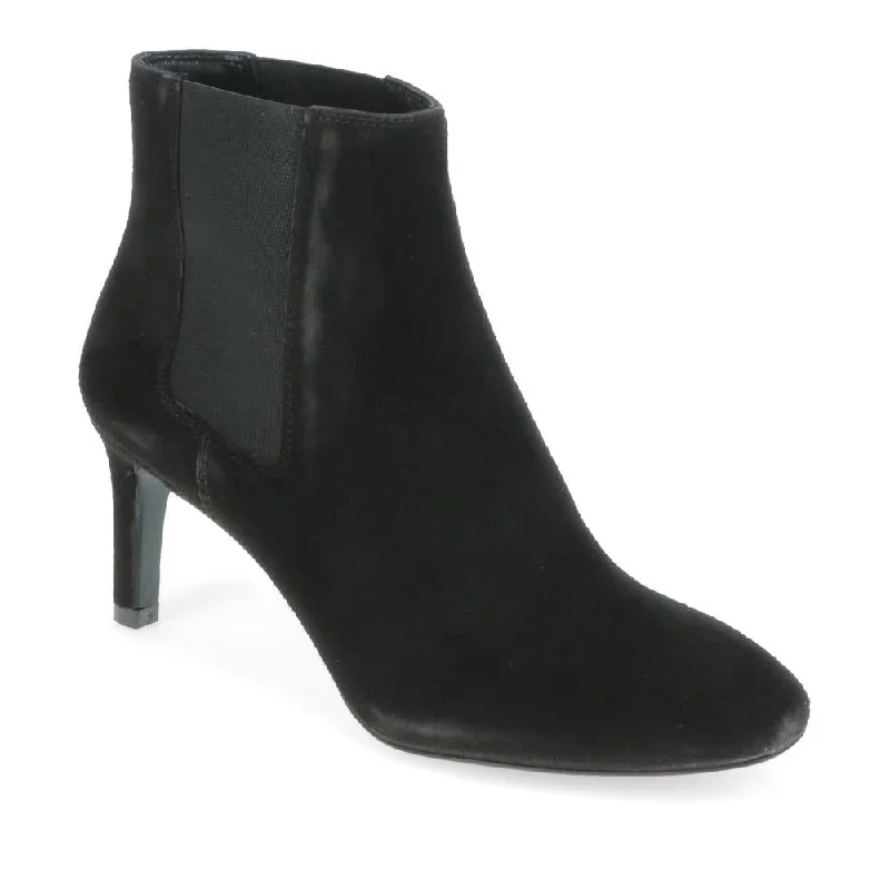 Men's casual shoes with a soft insole for cushioningKatelyn Leather Ankle Boots - KATELYN / 325 949 Men's casual shoes with a soft insole for cushioningKatelyn Leather Ankle Boots - KATELYN / 325 949
