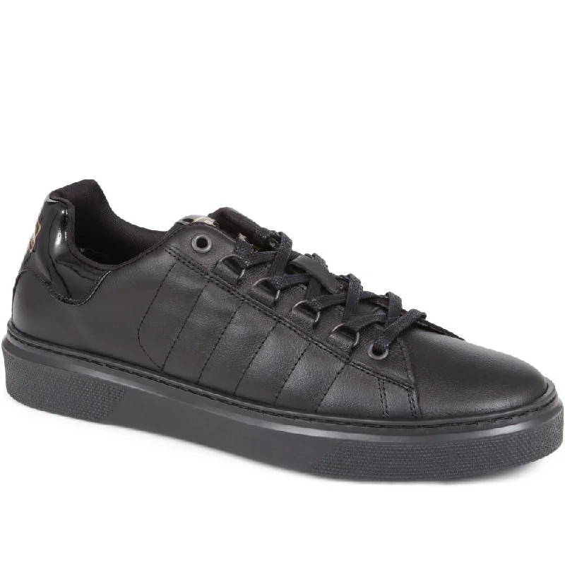 Men's casual shoes with a padded heel for comfortStrike Leather Trainers - BARBR36519 / 323 080 Men's casual shoes with a padded heel for comfortStrike Leather Trainers - BARBR36519 / 323 080