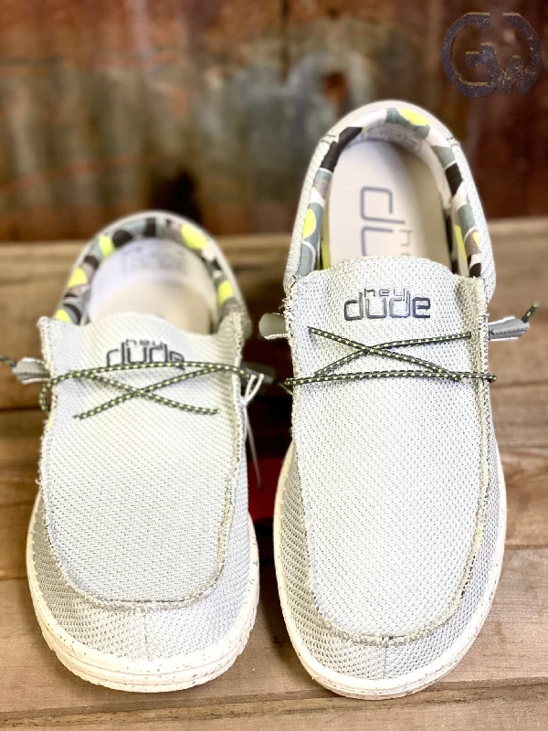 Canvas slip - on men's casual shoes for convenienceHey Dude Wally Sox Fog